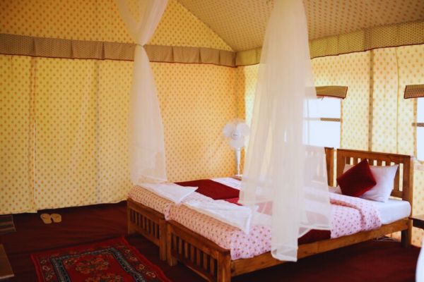 deluxe cottage booking